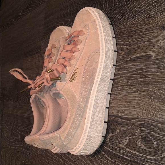 Chunky suede Pumas - Picture 6 of 8